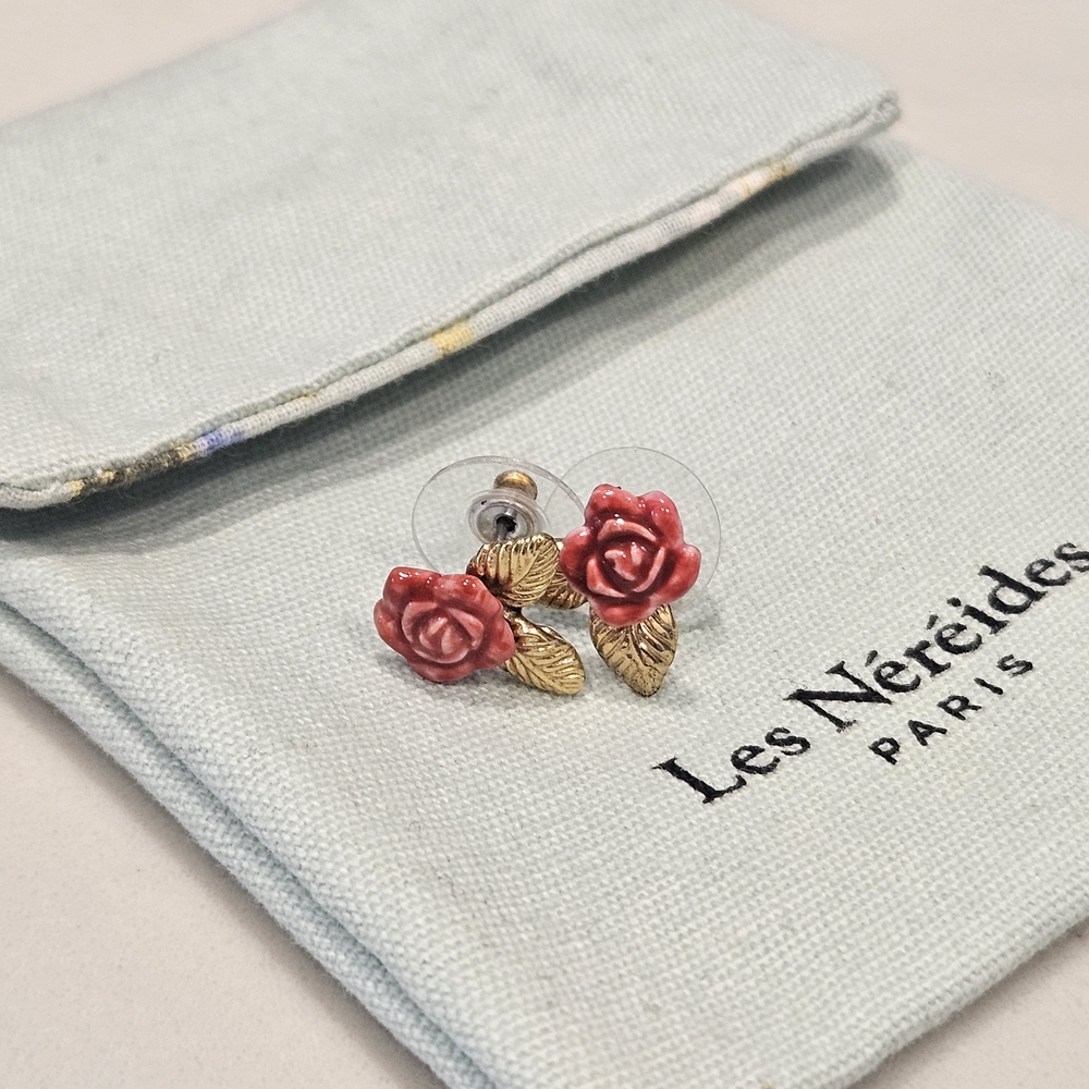 Les Nereides Red Rose Earrings